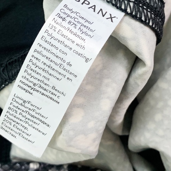 NWT Spanx Faux Leather Snakeskin Shine High Waisted Leggings - Picture 9 of 9